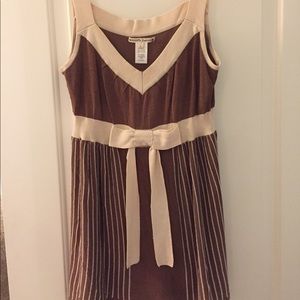 Picture perfect Nanette Leopore Knit Top